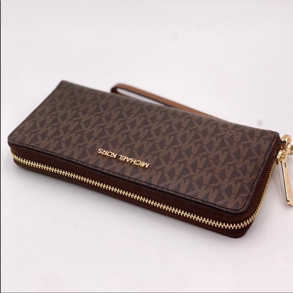 Michael Kors Large Continental Wallet Brown - Picture 8 of 9